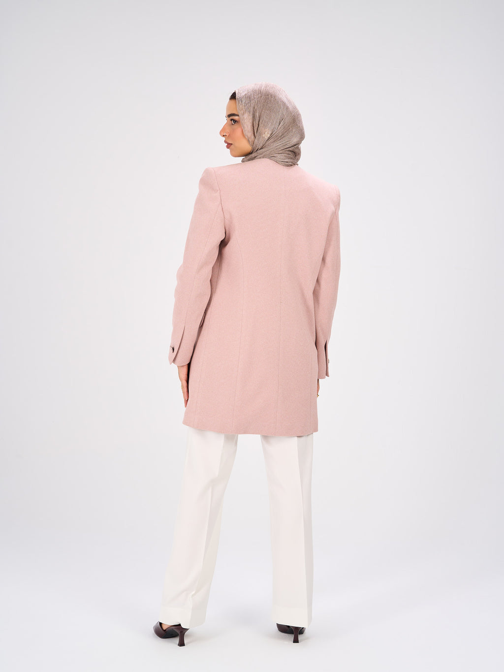 Round neck pink coat