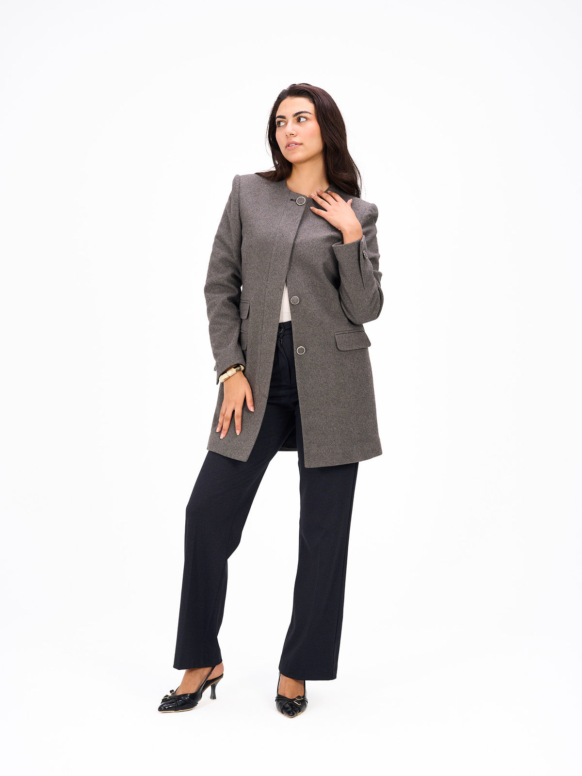 Round neck black coat