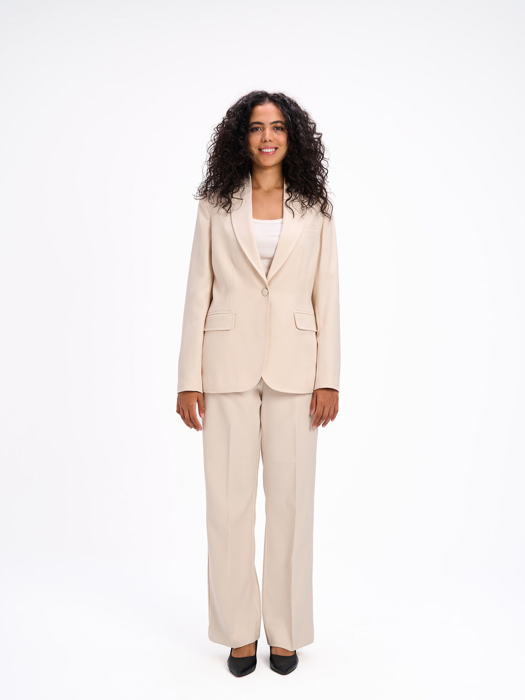 Elora beige suit