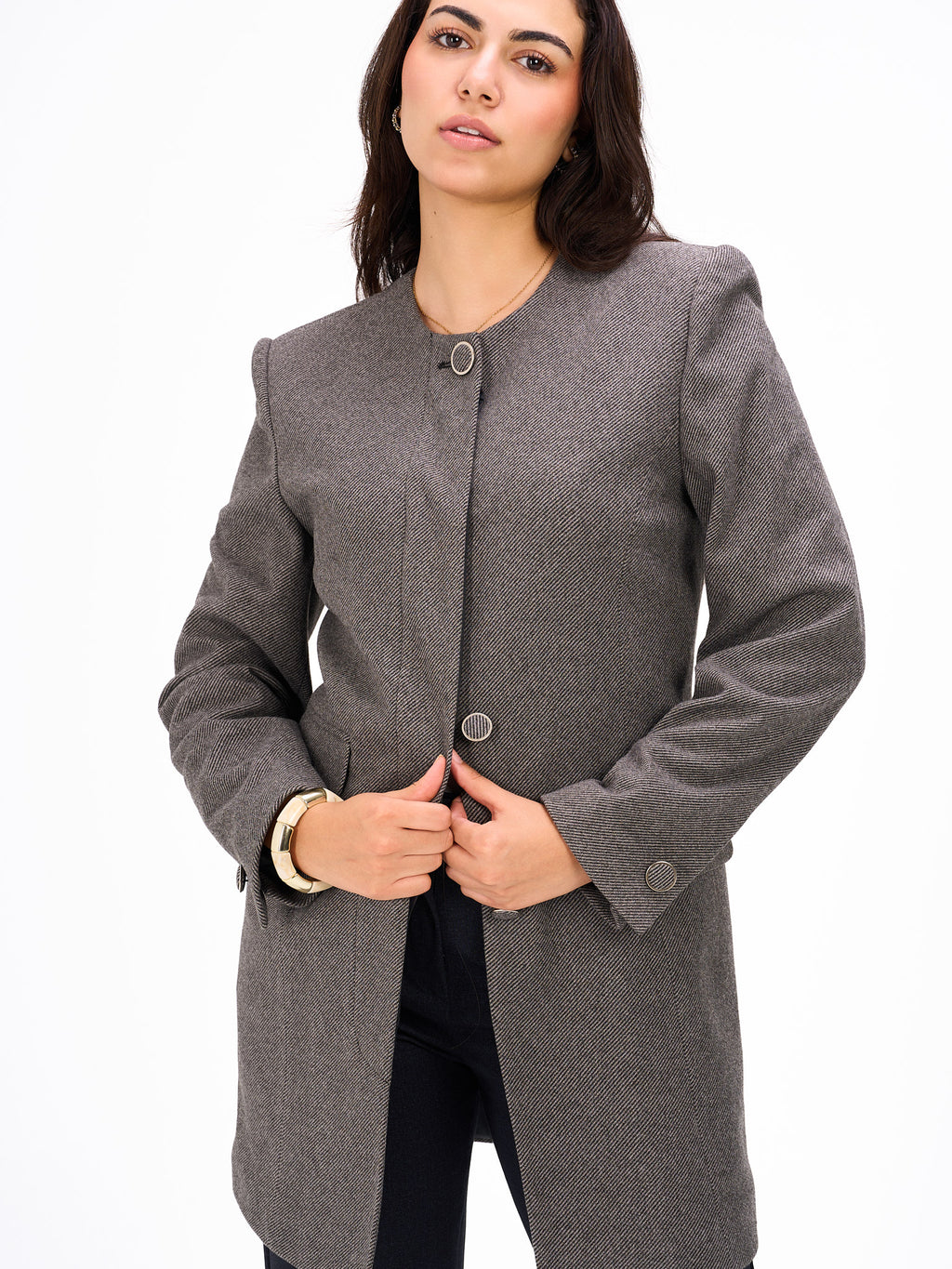 Round neck black coat