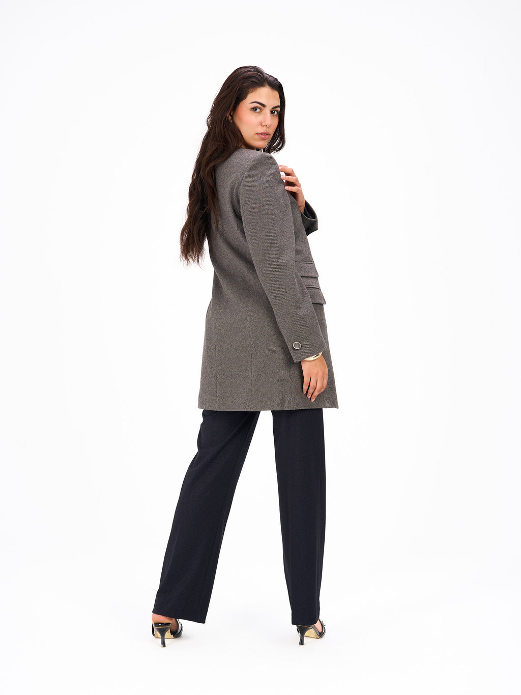 Round neck black coat