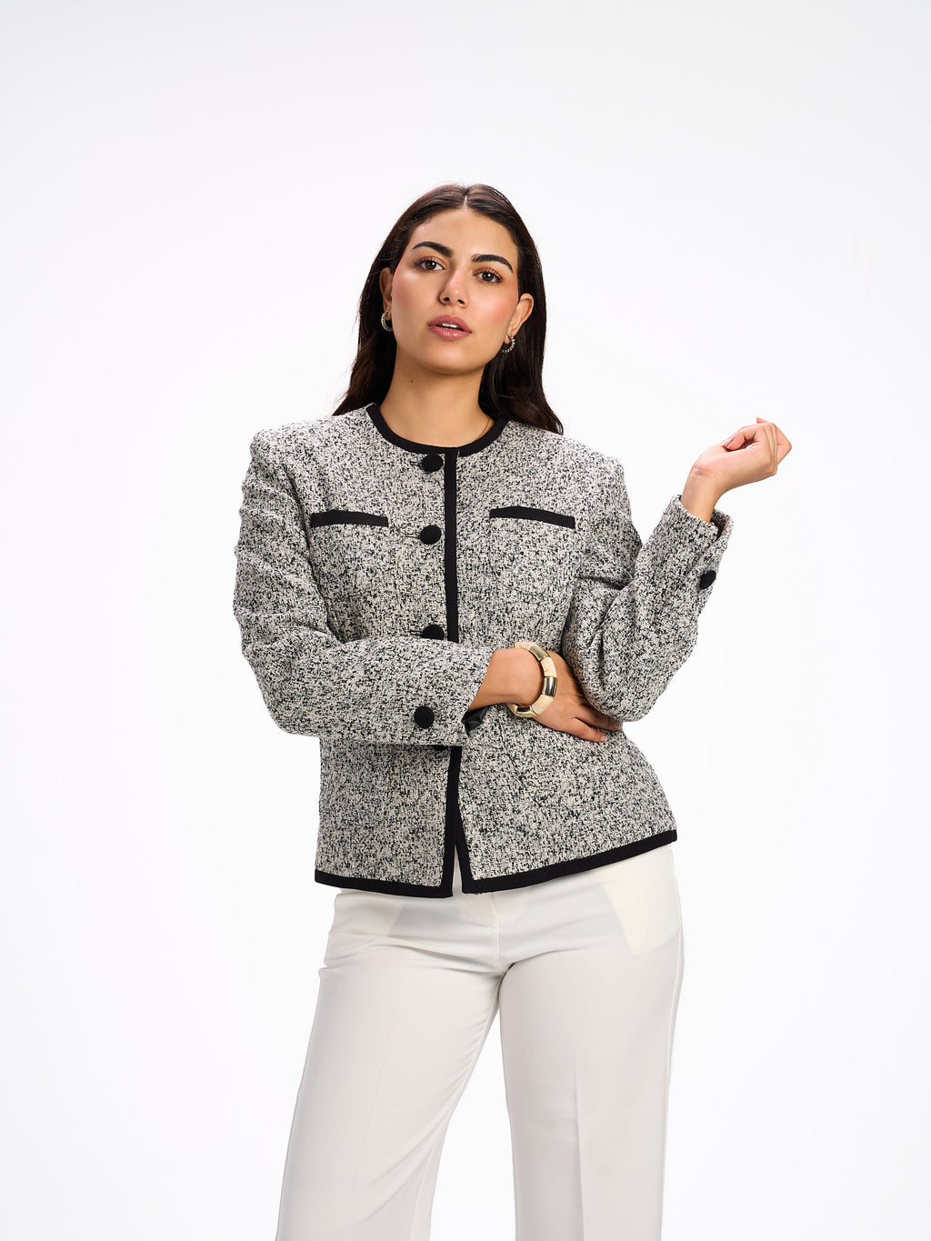 Collarless grey blazer