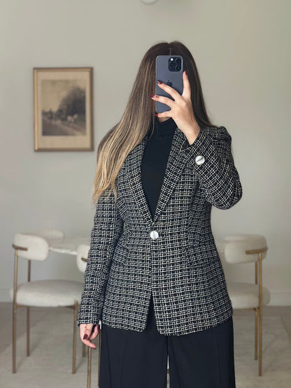 black classic blazer