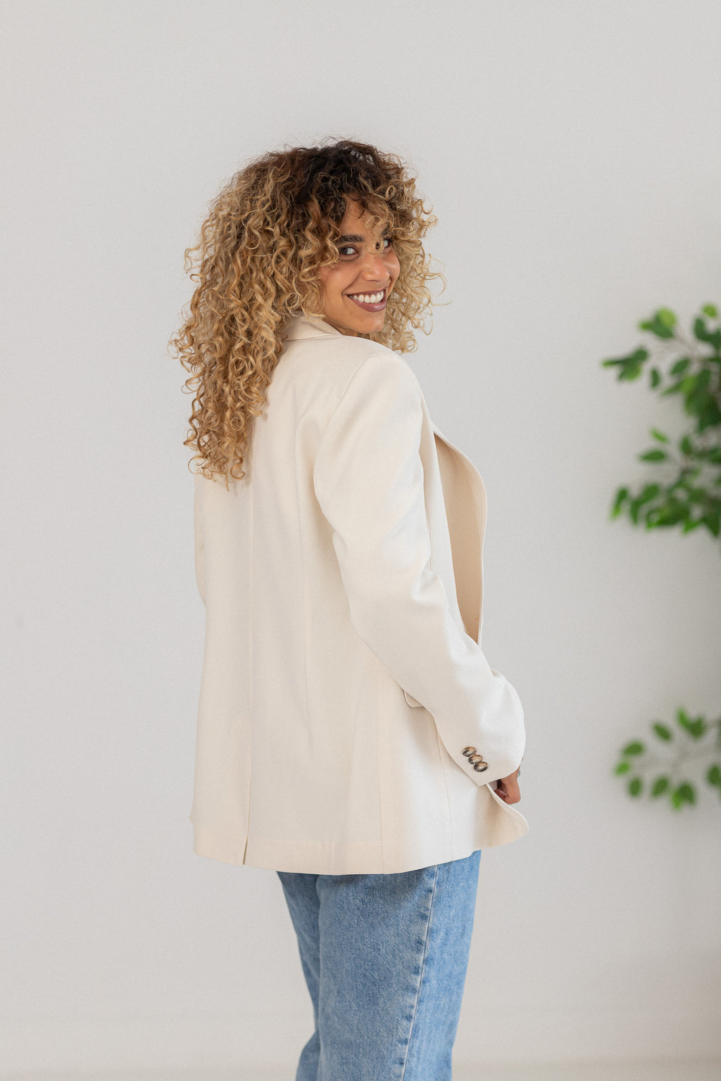 Glow beige blazer