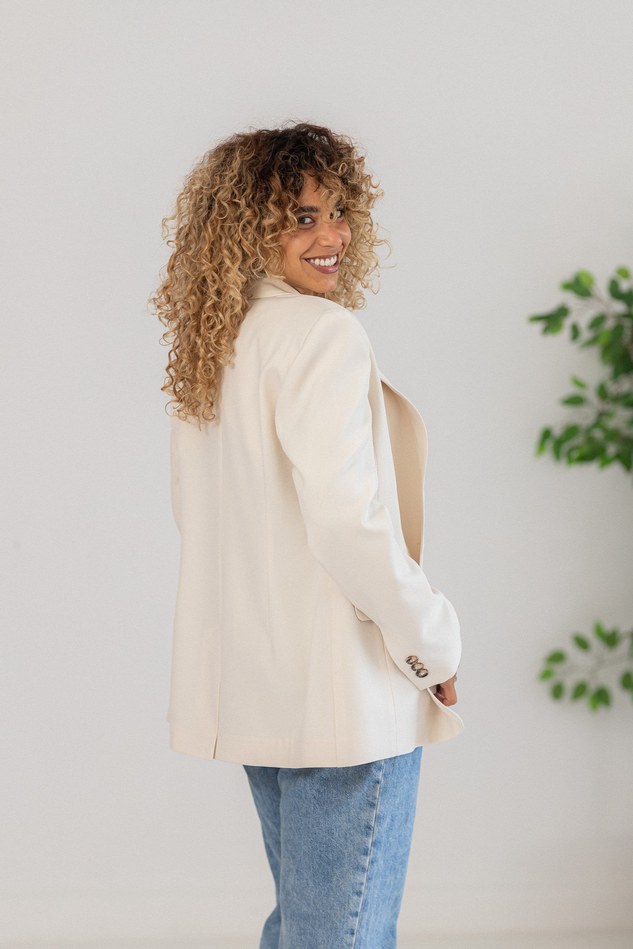 Glow beige blazer