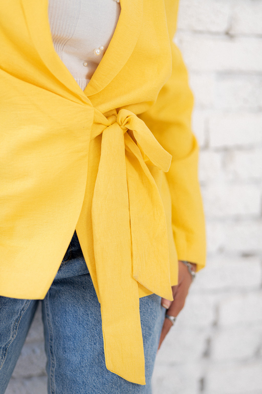 Linen belted yellow blazer